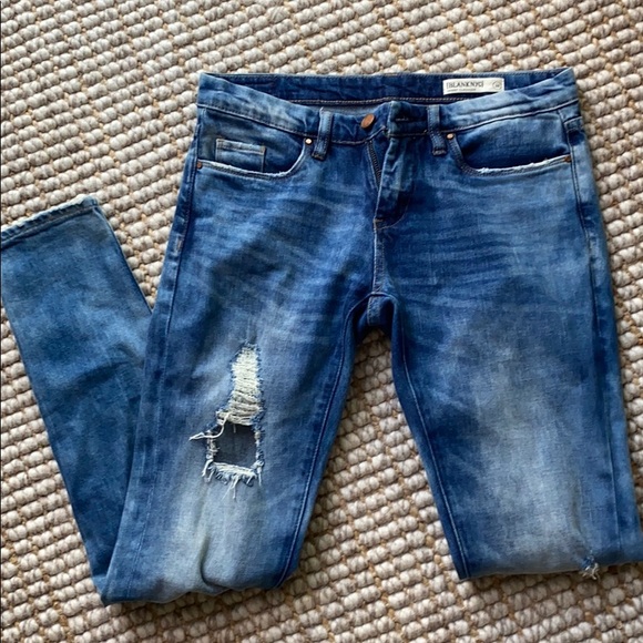 Blank NYC destructed jeans STYLE 60M-7001 Size 26 - Picture 3 of 5